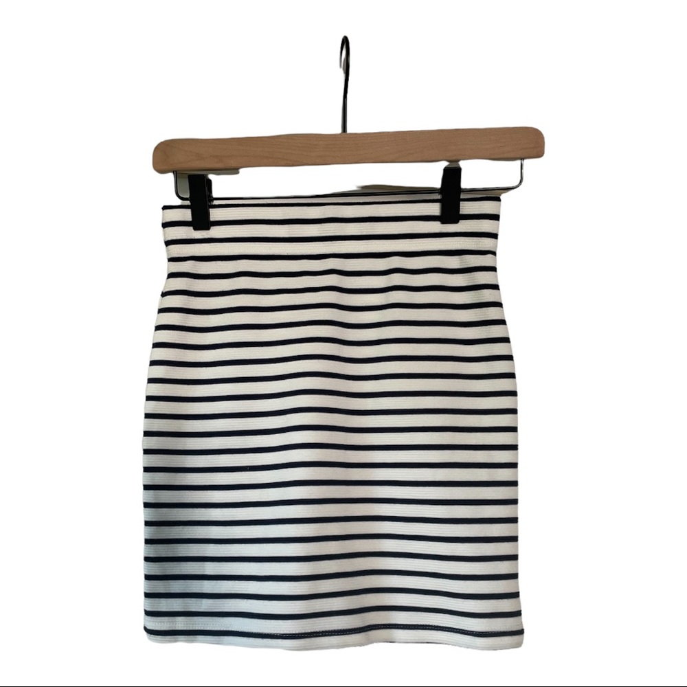Forever 21 skirt